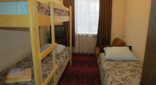 Гостиница Мариинский Малышева Двухместный номер эконом-класса с 2 отдельными кроватями-7