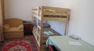 Гостиница Мариинский Малышева Двухместный номер эконом-класса с 2 отдельными кроватями-3